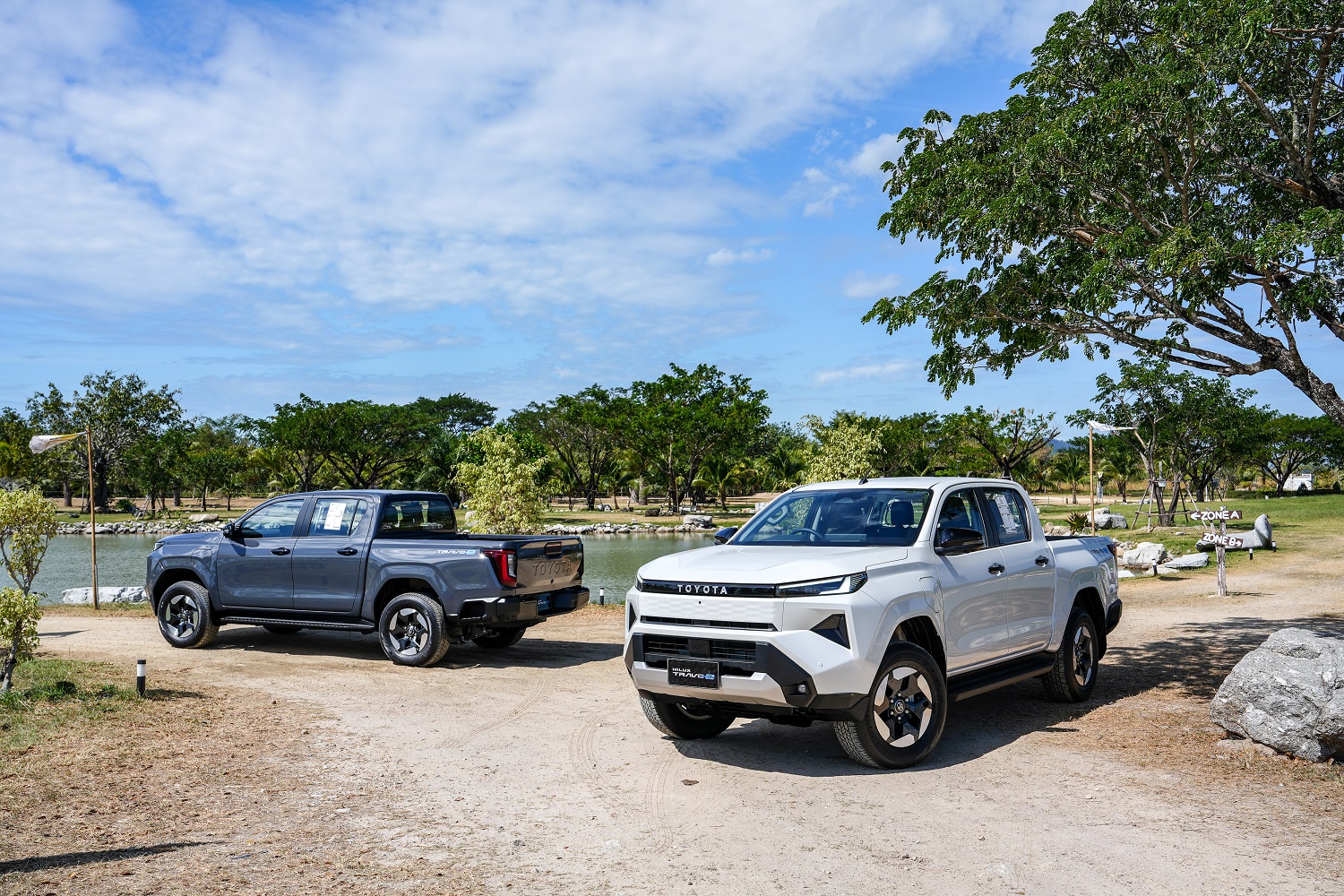 Toyota TRAVO-e...ขับแล้วฟิลเป็นไง ลุยได้จริงไหม และเป็นรถที่เหมาะกับใคร?