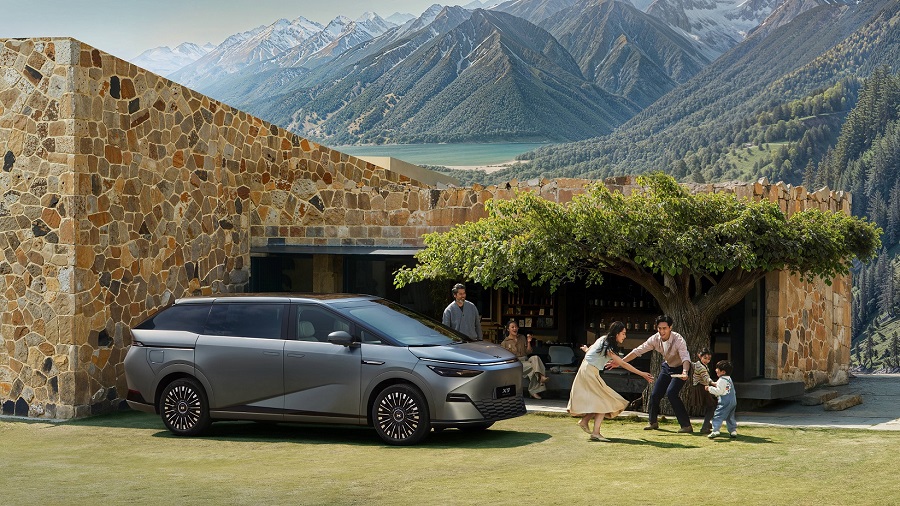 เอ็กซ์เผิง ประเทศไทย เปิดตัว X9 Executive รุ่นย่อยใหม่ Special Color Edition