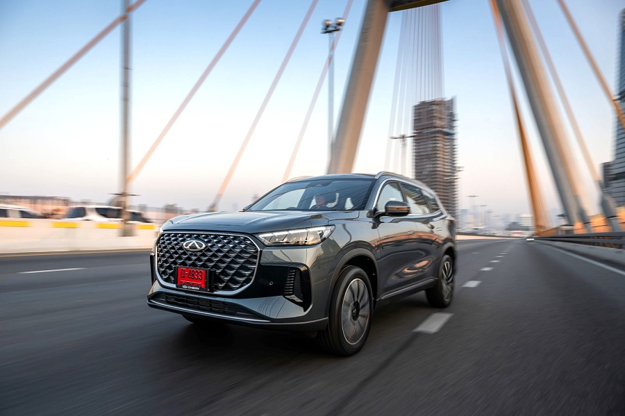 เชอรี ประเทศไทย เปิดราคา TIGGO 8 CSH เริ่ม 899,000 บาท พร้อมส่งมอบรถทันที