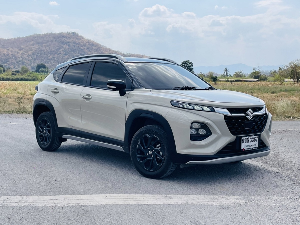 SUZUKI FRONX อีโค่สปอร์ต เอสยูวี ขับได้สบาย ๆ ไม่ต้องกังวล